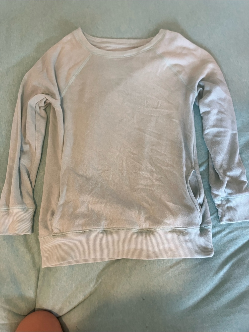 Women's Light Gray Pullover Sweatshirt